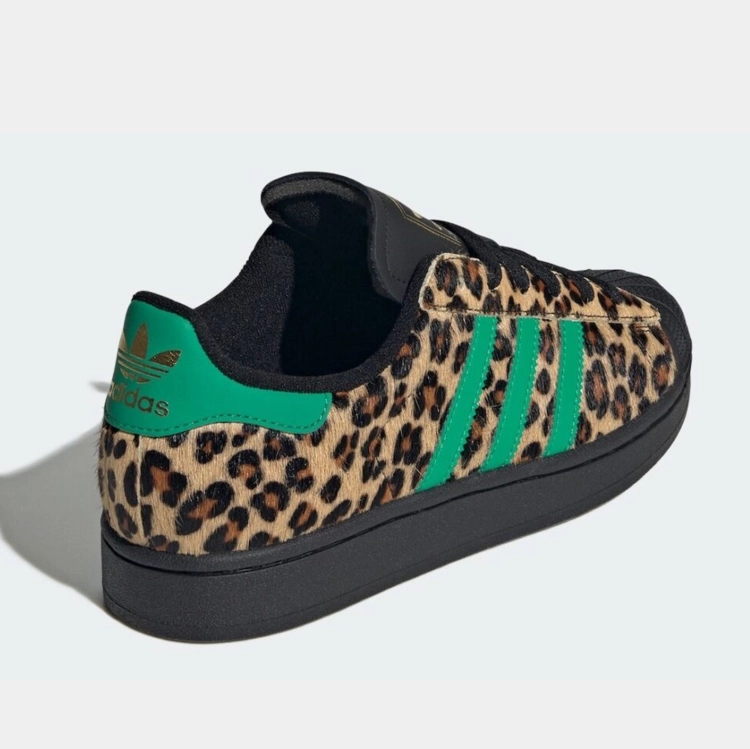 Adidas4.png