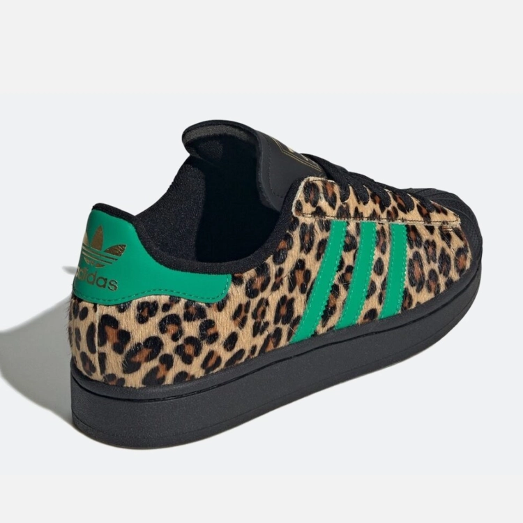 Adidas4.png